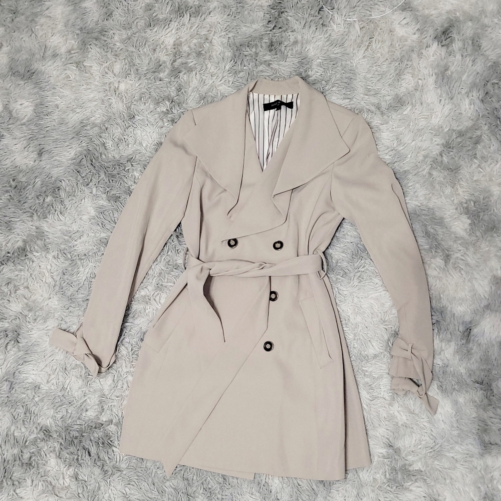 NINE WEST Classic Beige Belted Blazer & Straight Leg Pants Suit, Size 2 - Picture 3 of 5